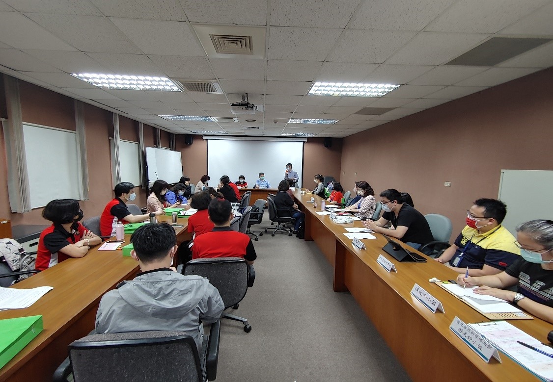 During the comprehensive discussion, members of the NTA’s working group for the Records Management Quality Awards ask the Museum staff as well as the participants of the National Taiwan University Hospital for advices.